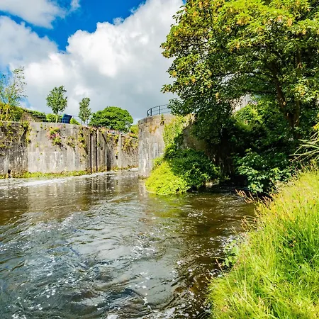 Apartamento The West End Hideaway #1 Galway